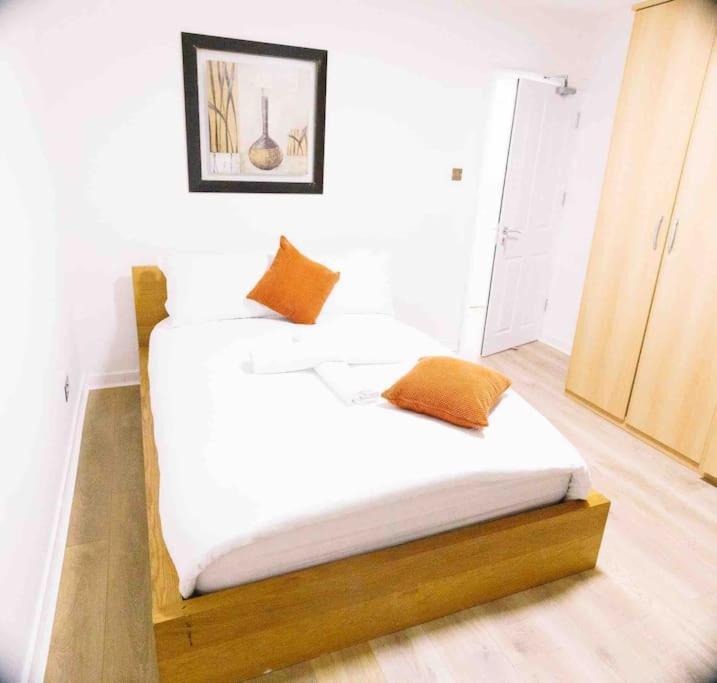 5 Bedroom Sidcup