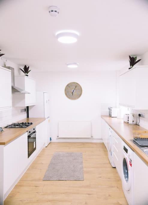 Holiday home 5 Bedroom *